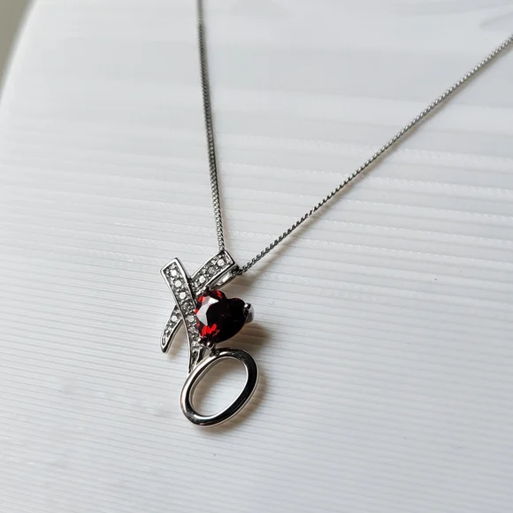 Genuine Diamonds and Garnet Pendant Sterling Silver Necklace 18" - Picture 5 of 9